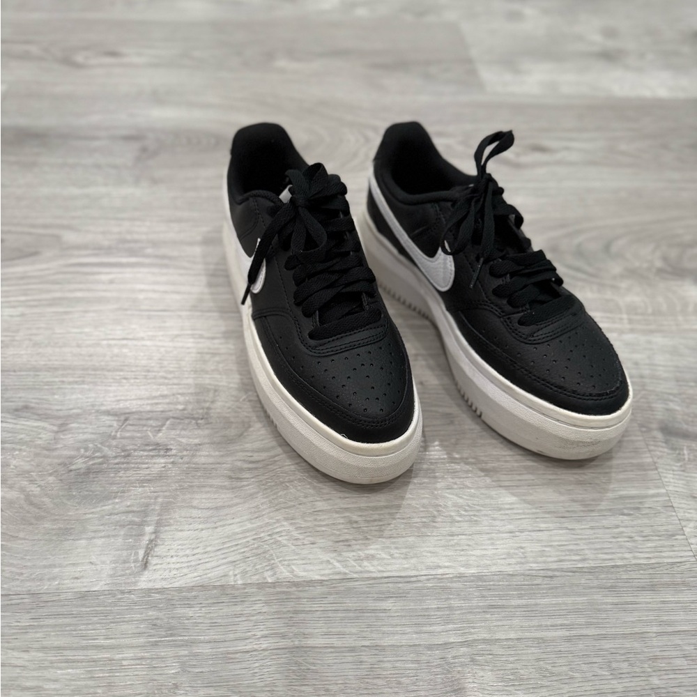 Nike Black and White Athletic Shoes